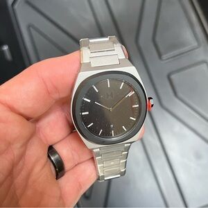 MVMT Odessy  Watch silver tones black face